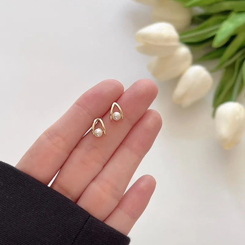 Teardrop Pearl Stud Earrings – Joias Elegantes de Pérola | CotaJewelry