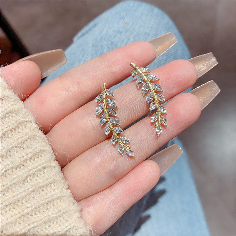 Lightweight and hypoallergenic Wheat Ear Earrings