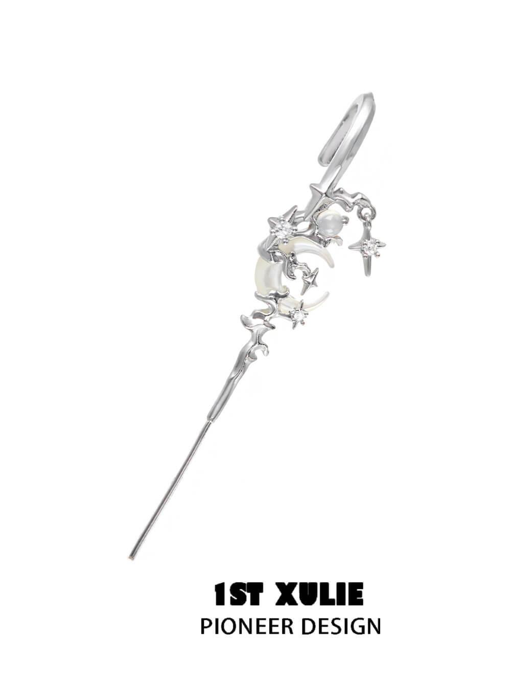 Brincos Myth of the Moon Ear Hook – Prata S925 Hipoalergénicos | CotaJewelry