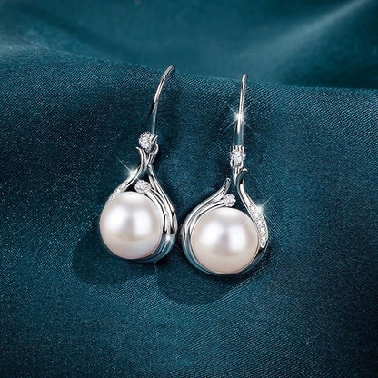 Pearl Teardrop Necklace and Earring Set