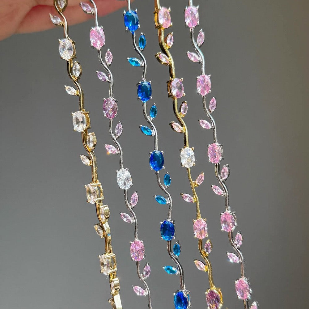 Dainty Rose Bracelet – Elegant Floral Charm Jewelry for Women | CotaJewelry