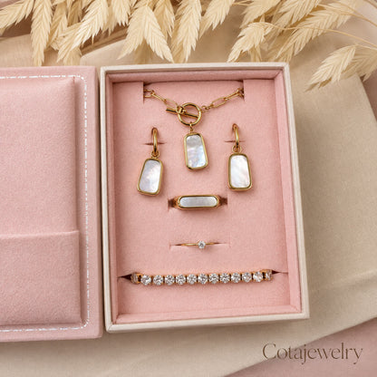 COTA Aurelia Set di gioielli da 5 pezzi in oro 18K e madreperla naturale