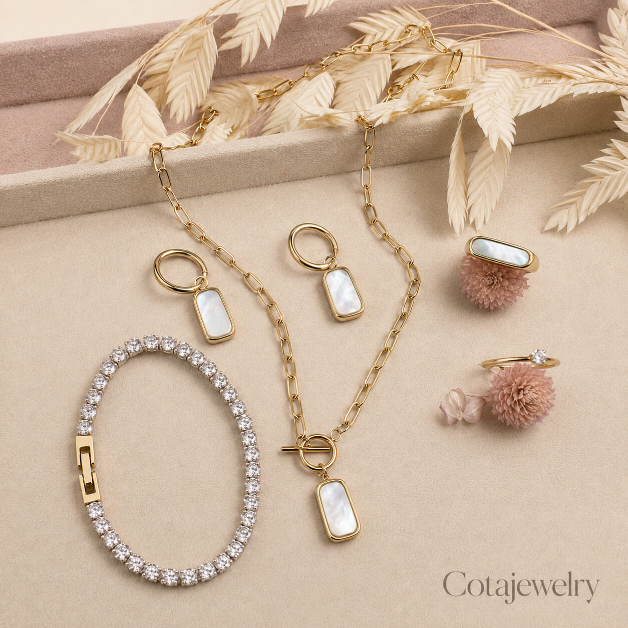 COTA Aurelia Set di gioielli da 5 pezzi in oro 18K e madreperla naturale