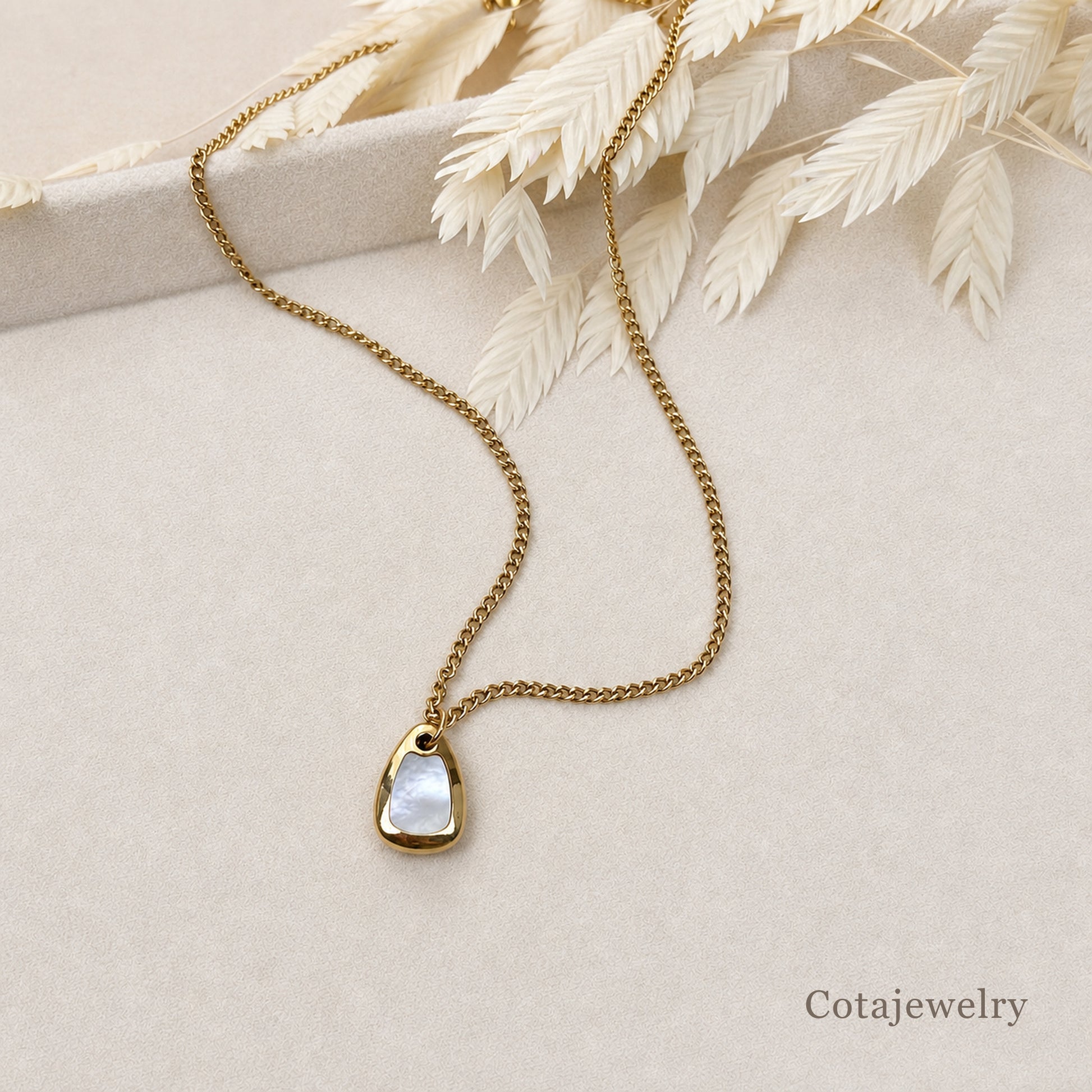 COTA Luminous Teardrop Mother of Pearl Necklace | COTA40148 - COTA40148_main.jpg